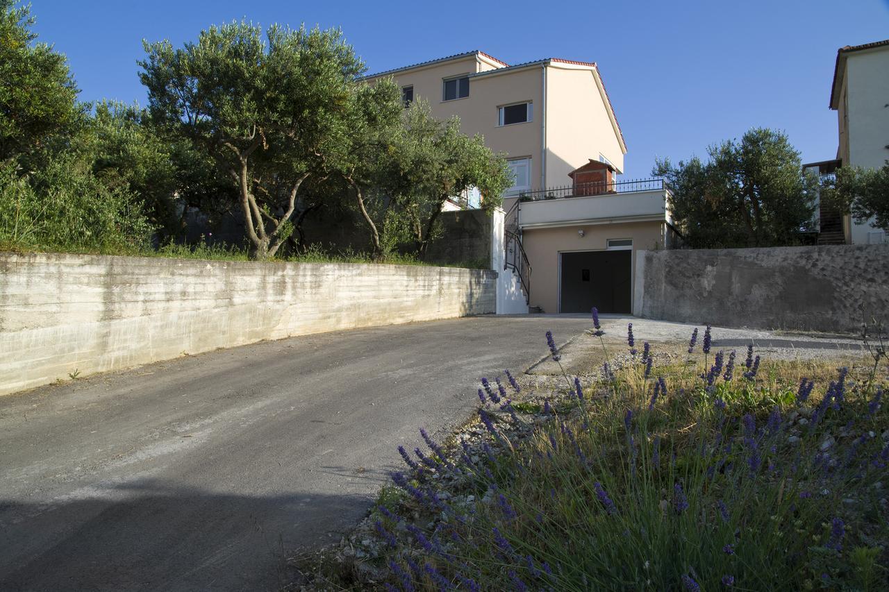 Apartments Marjan Podstrana Buitenkant foto